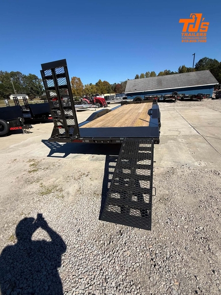 MAXX-D 102x24 H8X Buggy Hauler 16k